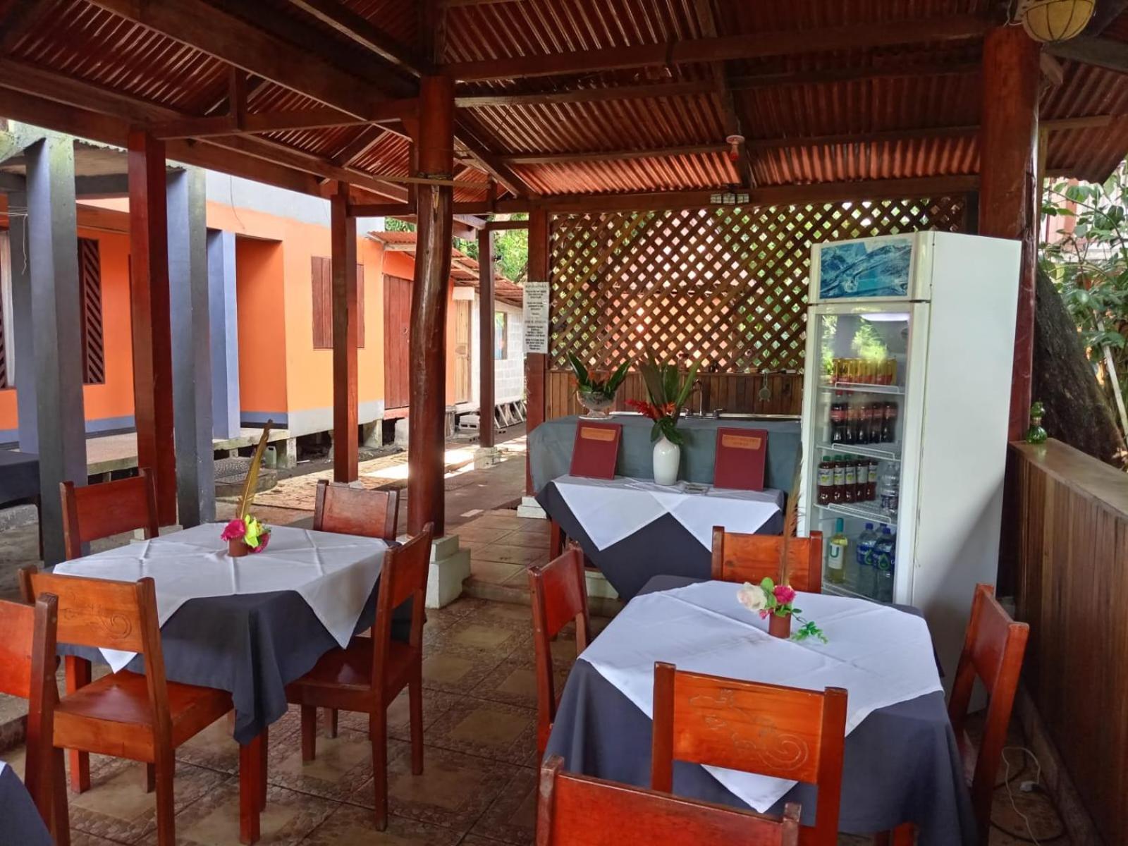 Gecko De Tortuguero Bed & Breakfast Exterior photo
